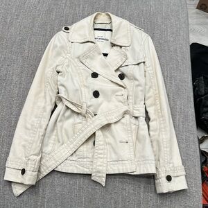 Abercrombie kids size large cream peacoat cotton very good condition.